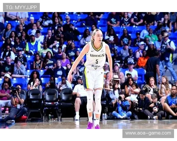 WNBA状元佩奇连续三场狂砍30+全能表现31分3板6助2帽震撼全场 WNBA状元佩奇连续三场狂砍30+全能表现31分3板6助2帽震撼全场